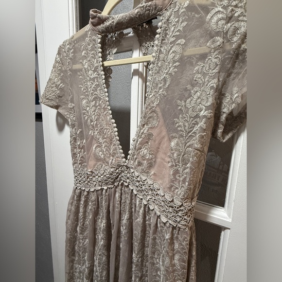 NWOT Olivaceous Sheer Lace Maxi Dress - Picture 3 of 15